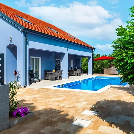 Sunsplash Sanctuary Apartment