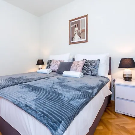 Apartment Sunsplash Sanctuary